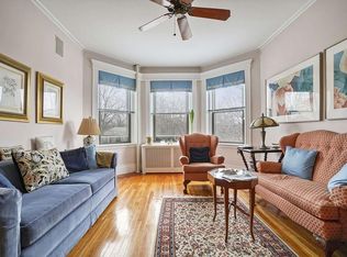 114 Fenway APT 4, Boston, MA 02115