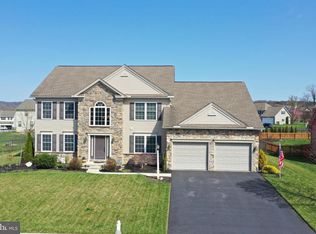 7266 Grist Mill Cir, Harrisburg, PA 17112