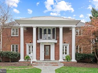 506 Ivy Cir, Alexandria, VA 22302