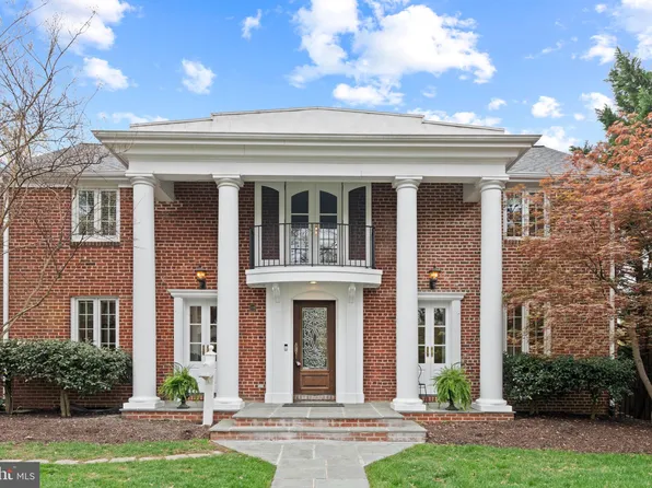 506 Ivy Cir, Alexandria, VA 22302