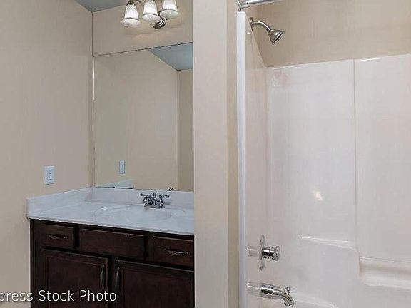 2nd image of 111 Cypress Cir