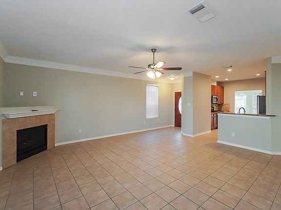 4th image of 19422 Hillside Springs Cir