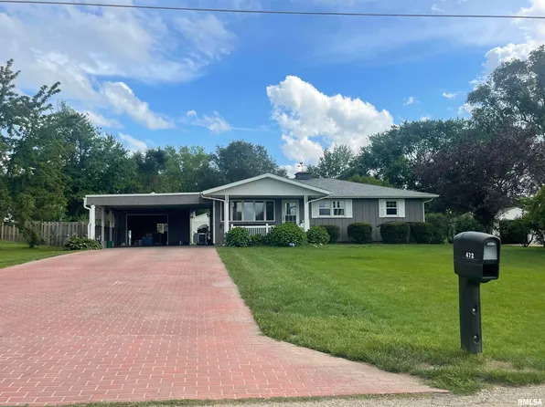 472 E Pearl St, Farmington, IL 61531