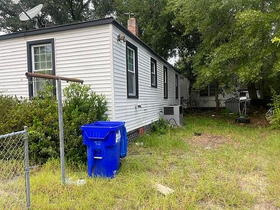 5th image of 2125 Commander Rd