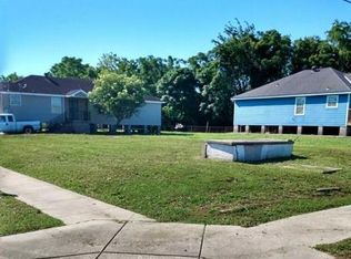 2237 Jourdan Ave, New Orleans, LA 70117