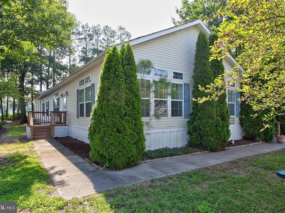 1st image of 33046 Suburban Blvd