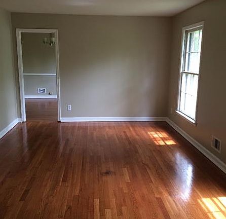 3rd image of 3372 Shore Lake Dr