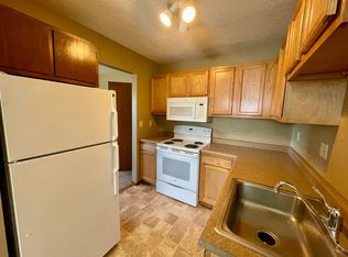 619 6th St E APT 4, West Fargo, ND 58078