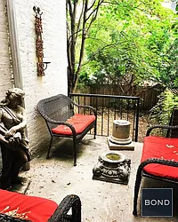 Rented by Bond New York