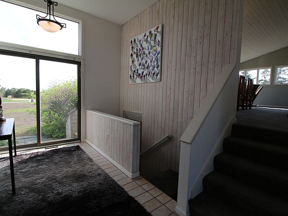 Foyer to Different Levels