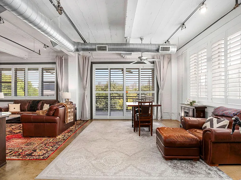 831 S Flores St #2201 — Photo 9