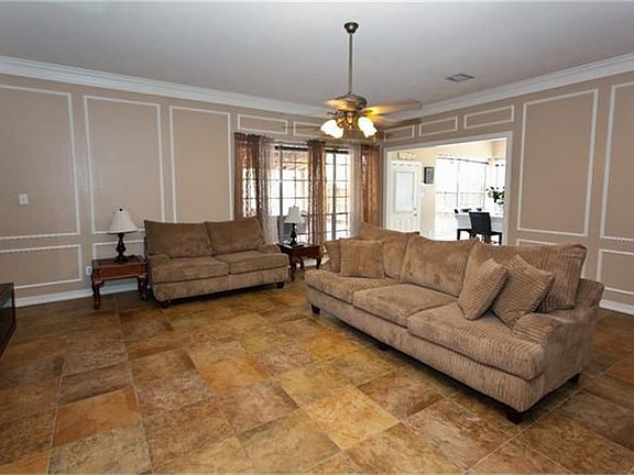 3rd image of 2108 Island Villas Dr