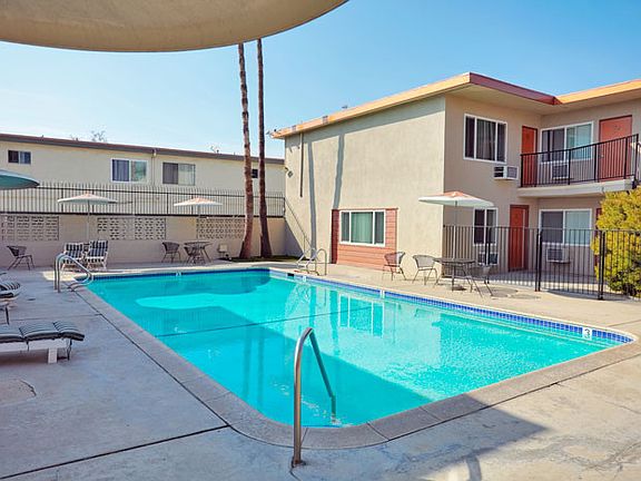 4th image of 565 E Arrow Hwy APT 31