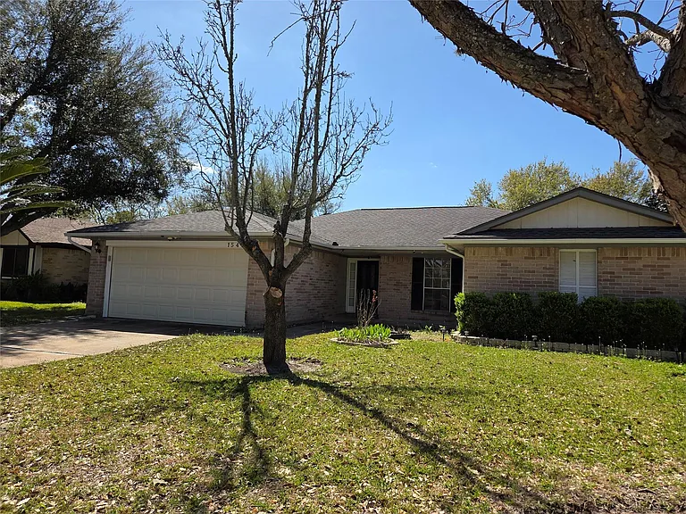15415 Beechnut St — Photo 2