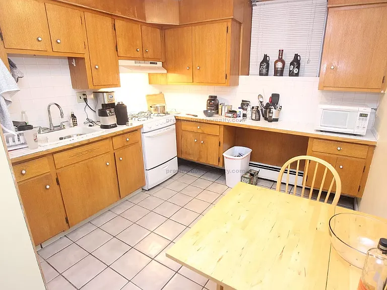 9 Braemore Rd #1A — Photo 3