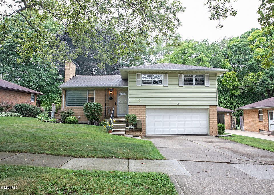 1st image of 1437 Kenan Ave NW