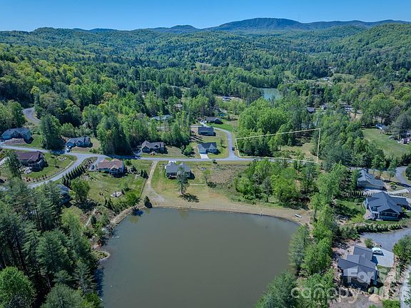 17th image of 92 Crystal Heights Dr