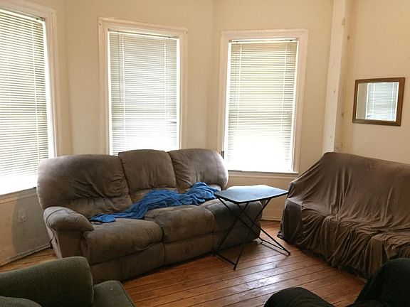 4th image of 52 Dennis Ave #1