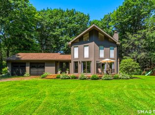 481 E Cotton Hill Rd, New Hartford, CT 06057