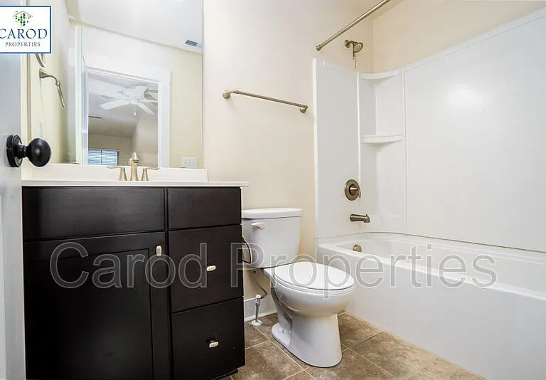 3840 Willow Green Pl — Photo 26