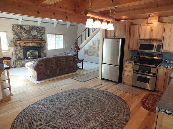5th image of 760 Colorado Ct