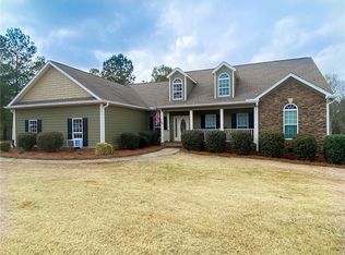 1353 N Forest Ave, Hartwell, GA 30643