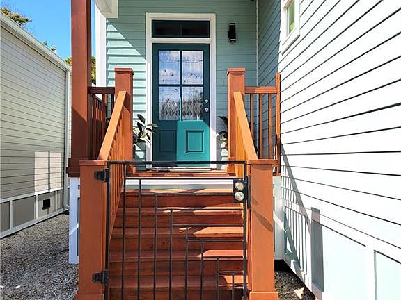 5th image of 2424 Leonidas St