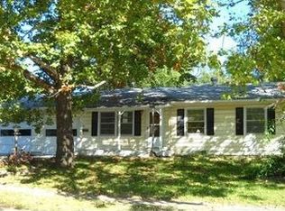 5200 SW 27th St, Topeka, KS 66614