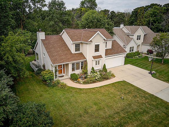 3rd image of 5651 S 45th St