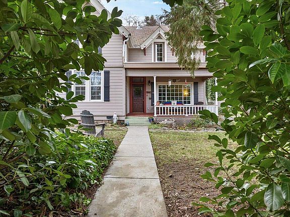 2nd image of 3072 Griffin Creek Rd