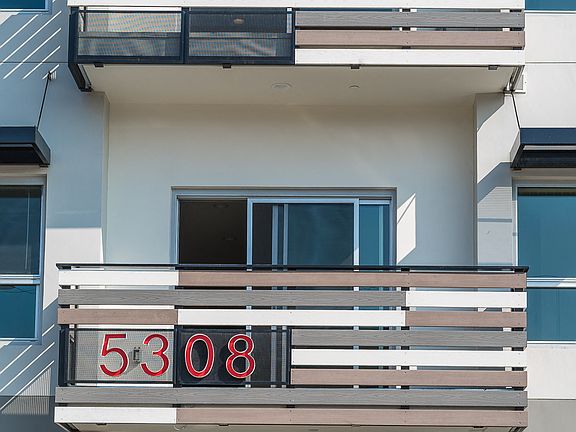 2nd image of 5308 Sepulveda Blvd Penthouse 10