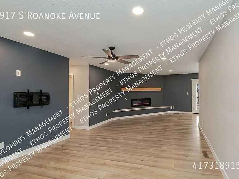 2917 S Roanoke Ave — Photo 3