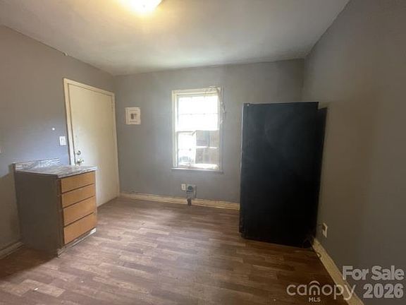 4th image of 2600 Remington St
