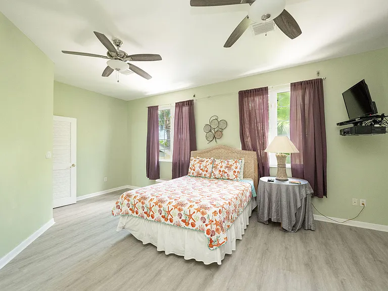 21640 Overseas Hwy — Photo 48