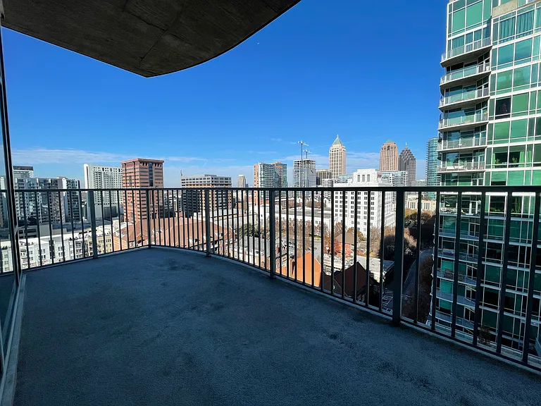 923 Peachtree St NE #1428 — Photo 26