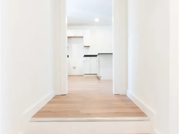 403 1st Ave SW, Gravette, AR 72736