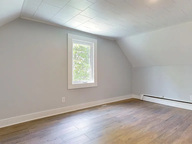 10 Riverbank Ct — Photo 16