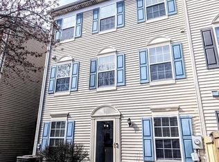 1009 Robin Hill Ter, Frederick, MD 21702