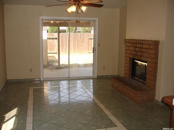 4th image of 1809 White Birch Dr