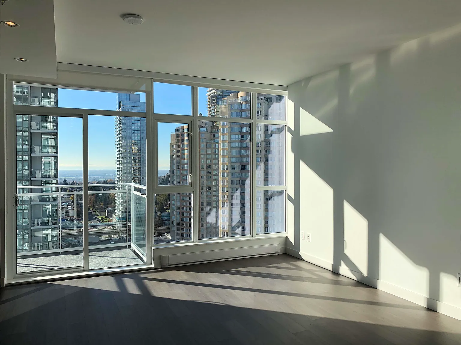 Studio, 551 sqft, $2,250 — Photo 1