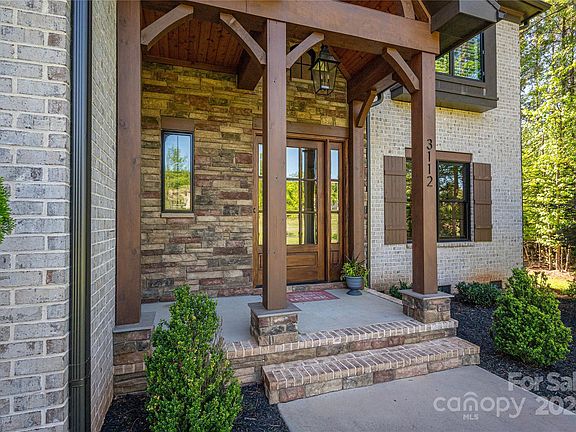 4th image of 3112 Ashwood Park Dr