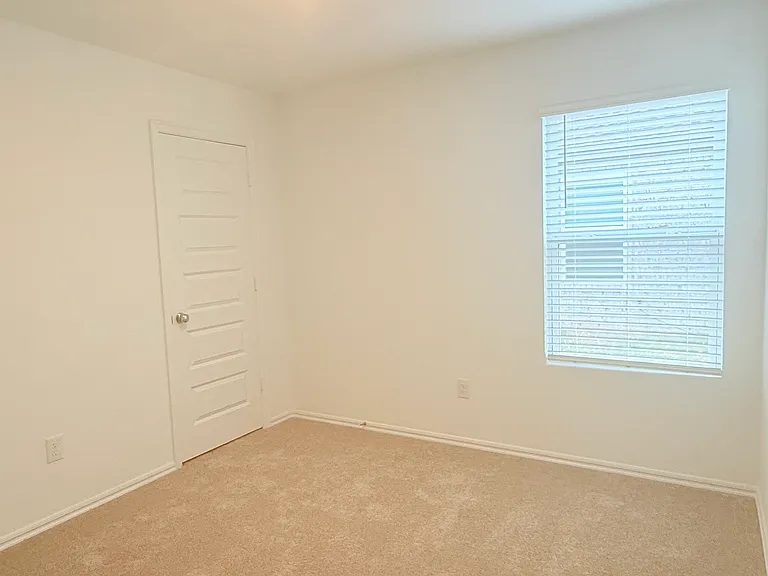 4005 Dutch Ln — Photo 27