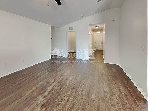 3rd image of 11713 Penobscot St