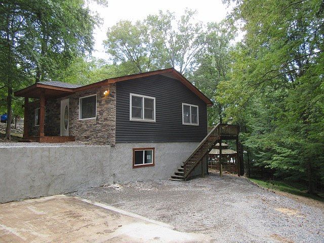 1st image of 620 Horseshoe Dr