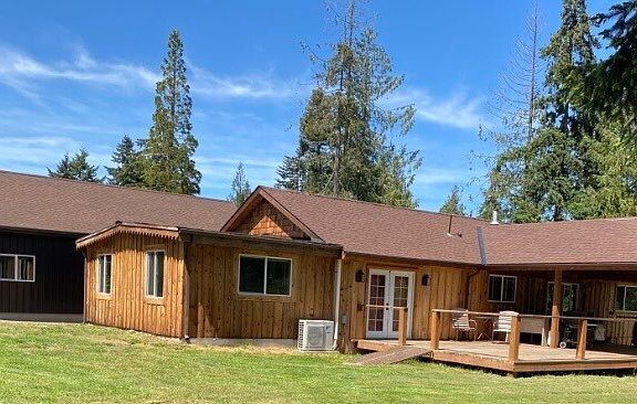 2nd image of 382 Lower Elwha Road