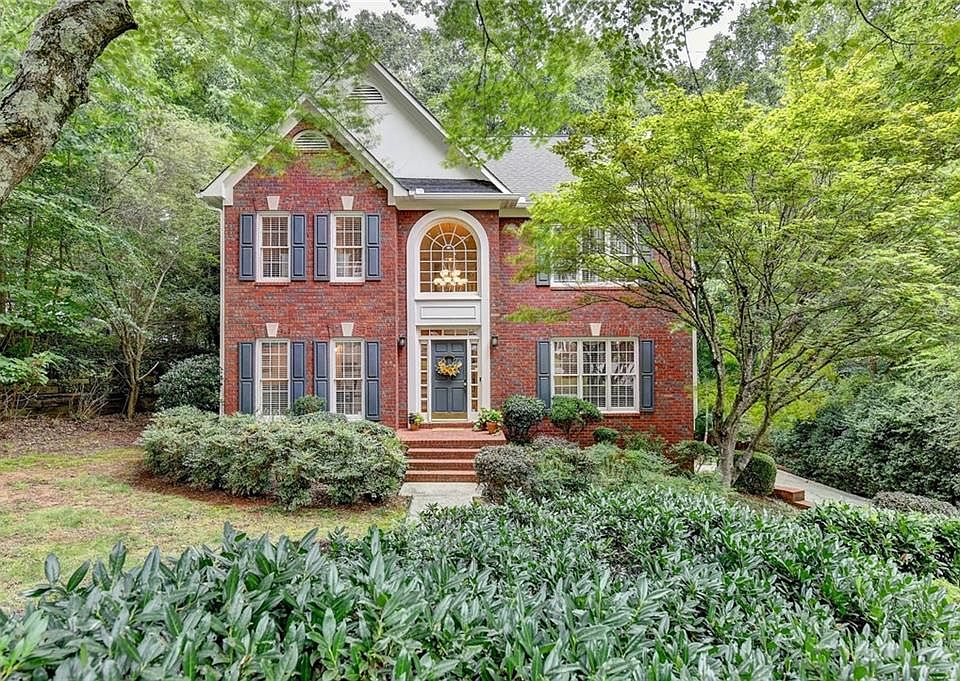 1st image of 2065 Vanderbilt Pl