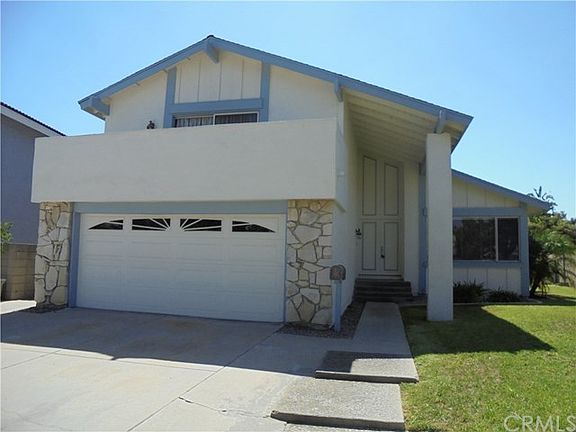 2nd image of 12418 Destino St