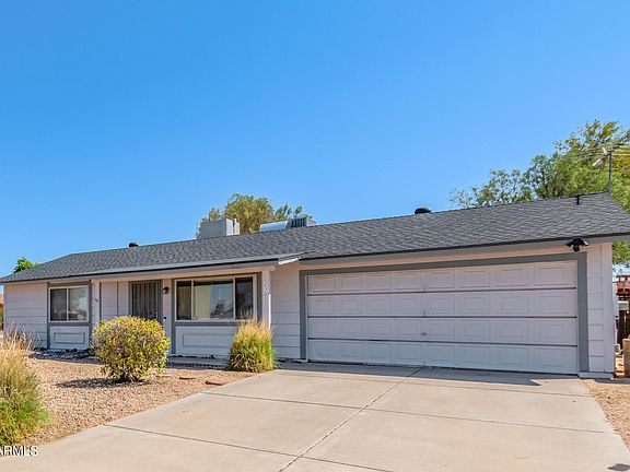 3rd image of 3301 W RUNION Drive