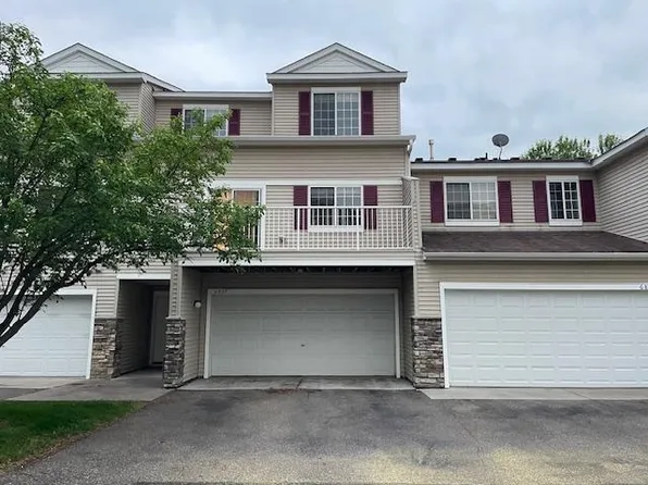 6807 Pine Crest Trl S, Cottage Grove, MN 55016