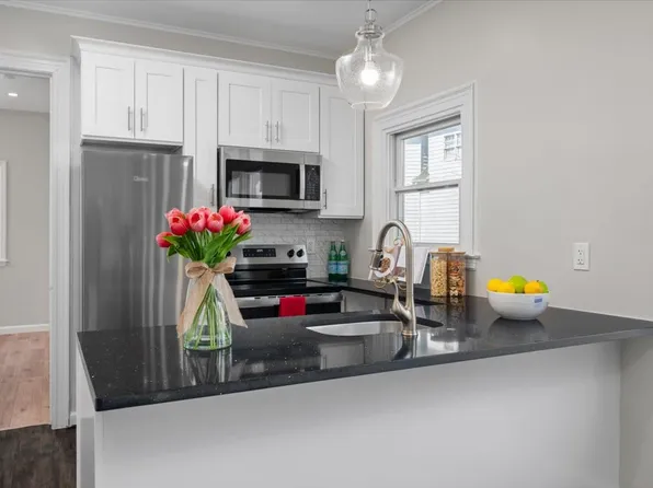 579 Broadway #1N, Hastings On Hudson, NY 10706